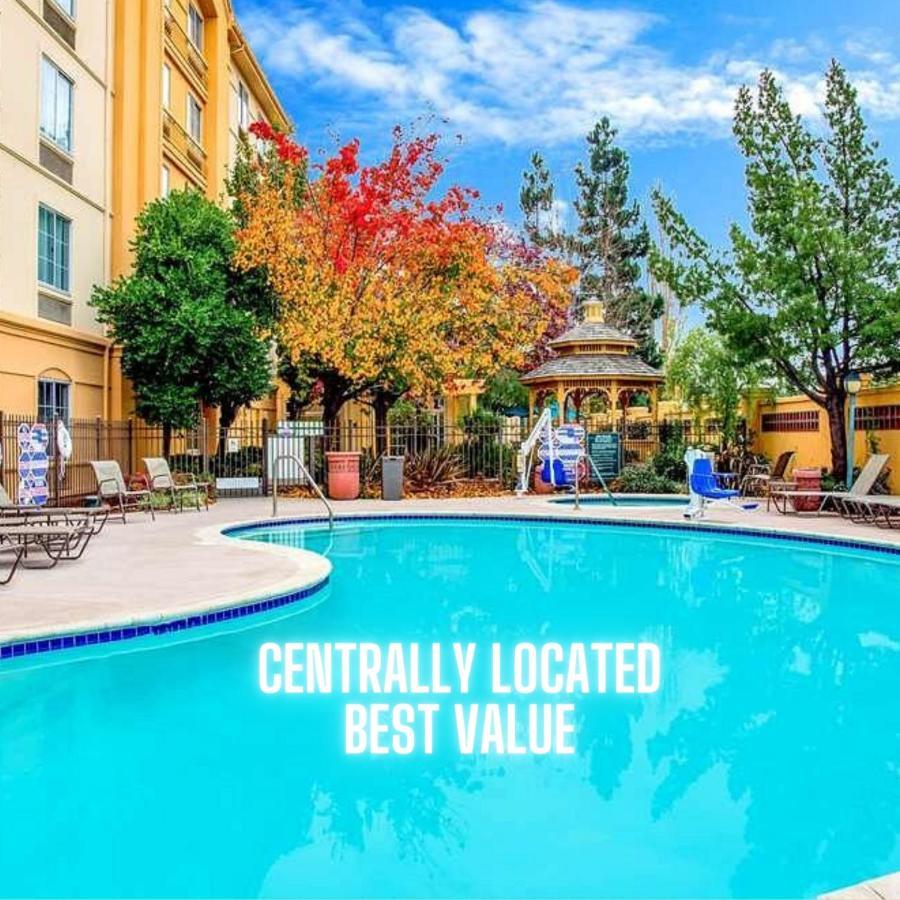 La Quinta By Wyndham Fremont / Silicon Valley Bagian luar foto