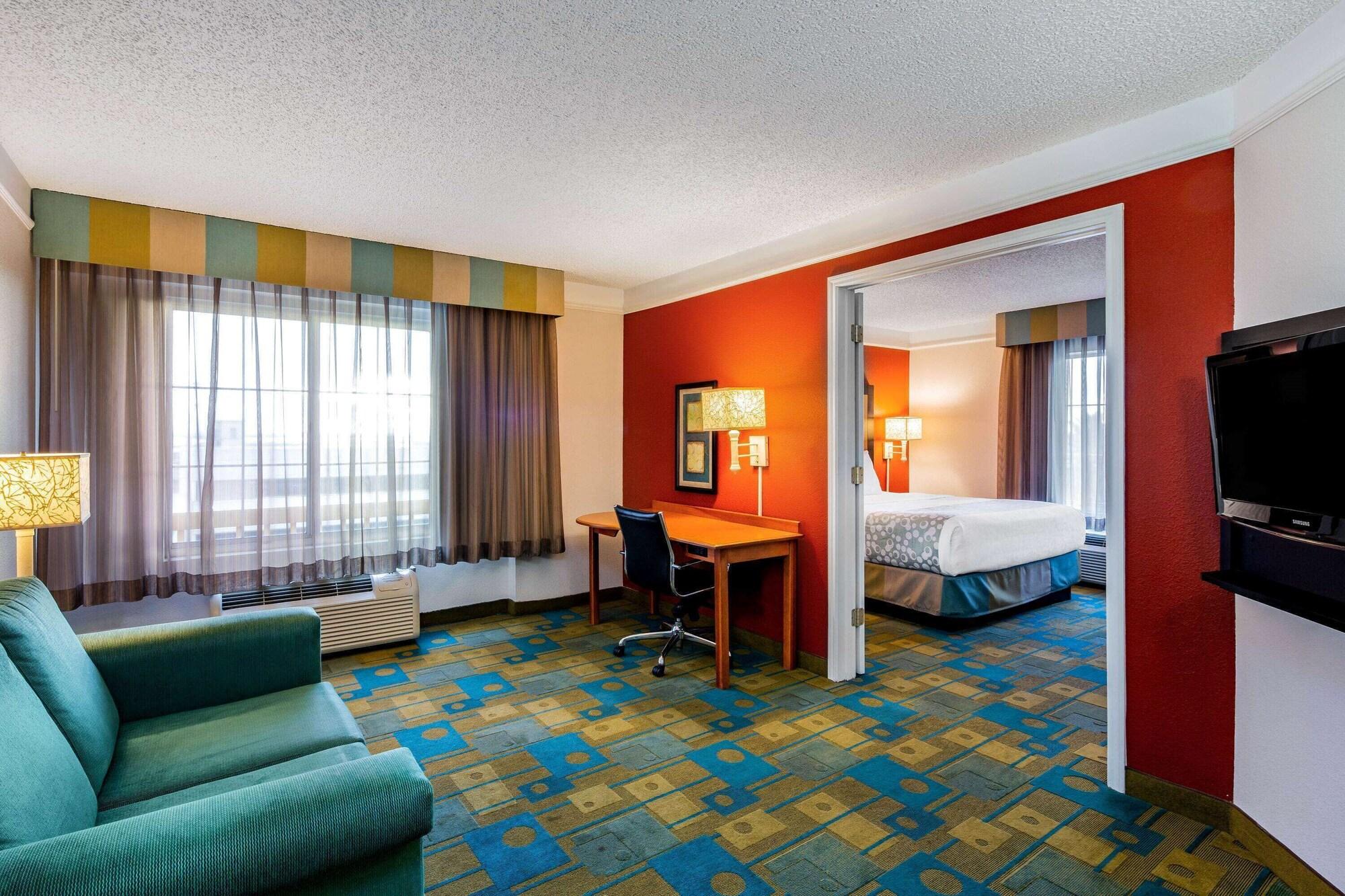 La Quinta By Wyndham Fremont / Silicon Valley Bagian luar foto